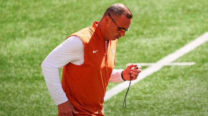 Texas head coach Steve Sarkisian thinks many college football stars are ‘pressing’