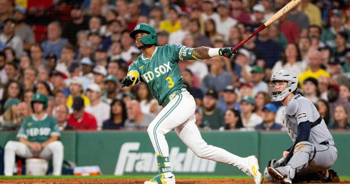 Red Sox clinch first playoff berth since 2021 on Rafaela's walk