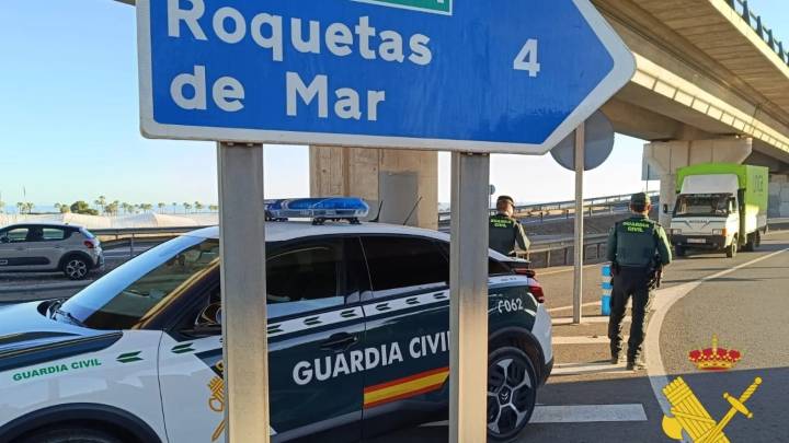 Detenido tras ser reconocido en redes por el hombre al que raptó y robó