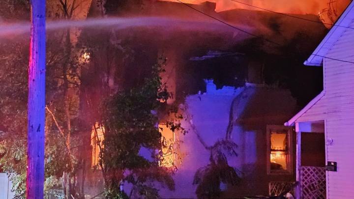 Alliance firefighters battle blaze on East Grant Street