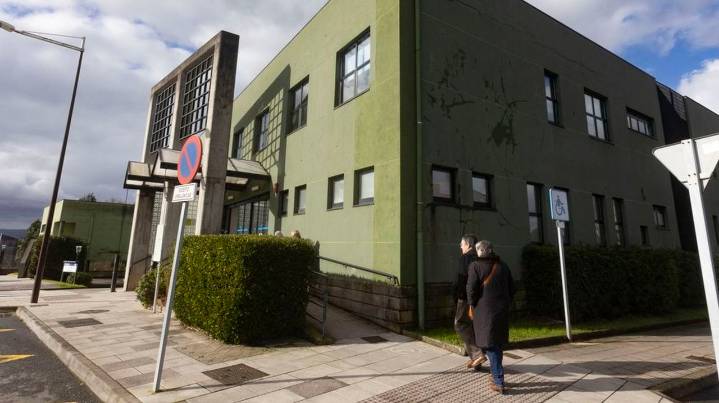 Denuncian una agresión en el centro de salud de Carballo