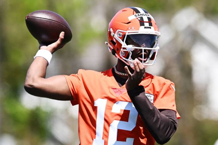 Skip Bayless’ ‘Special’ Tag Does Little as Shedeur Sanders Becomes a Target Again Skip Bayless insists Shedeur Sanders is “special,” but fans and analysts remain divided as the intense scrutiny contin
