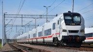 Talgo pierde 64 millones hasta junio y sus ingresos caen un 22%