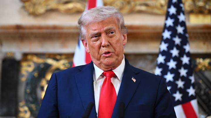 Donald Trump Threatens to Sue ABC Over Jimmy Kimmel's Return