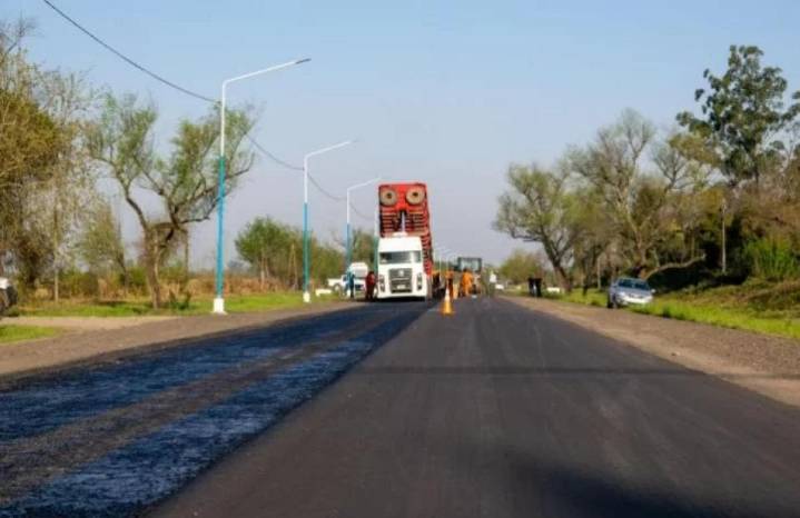 Avanza la repavimentación de la RP N° 344 en el tramo que une Monteros con Soldado Maldonado