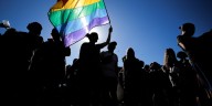 Los crímenes de odio aumentaron un 70% en Argentina: “Las mujeres trans concentran la forma más brutal de la discriminación”