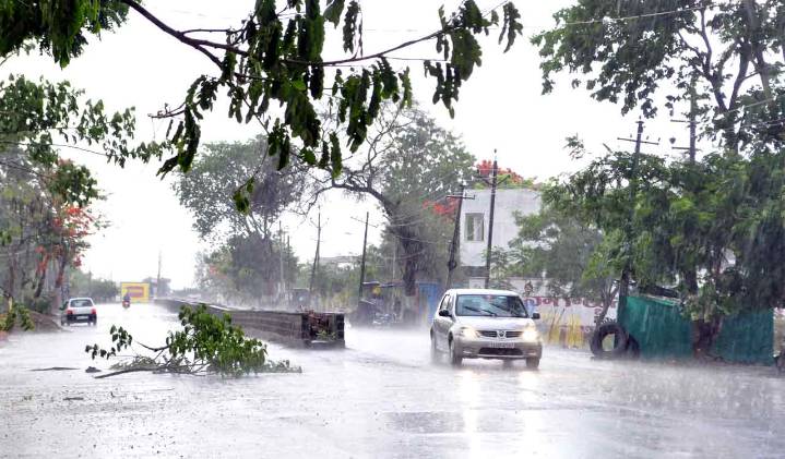 IMD-Hyderabad issues red and orange alerts for multiple districts Telangana