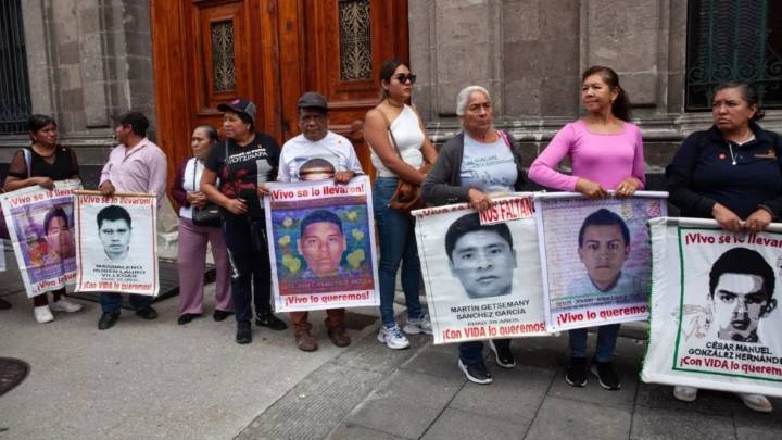 Gobierno evalúa crear nuevo grupo de expertos para Caso Ayotzinapa