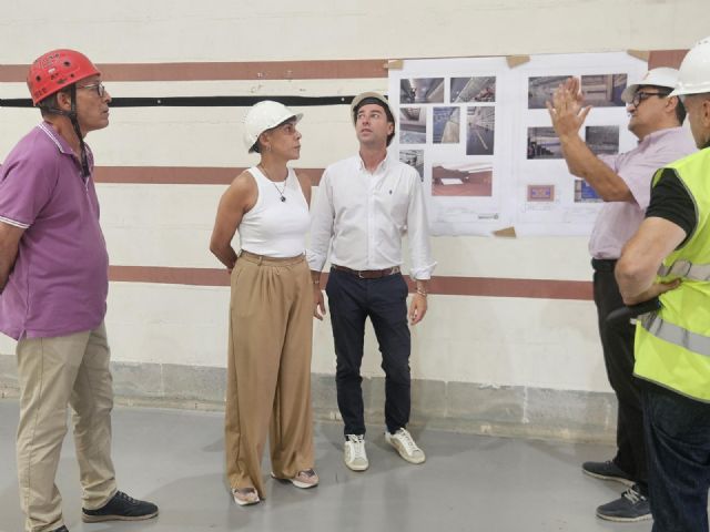 La Comunidad subvenciona con 70.000 euros la reforma del pabellón de Beniel
