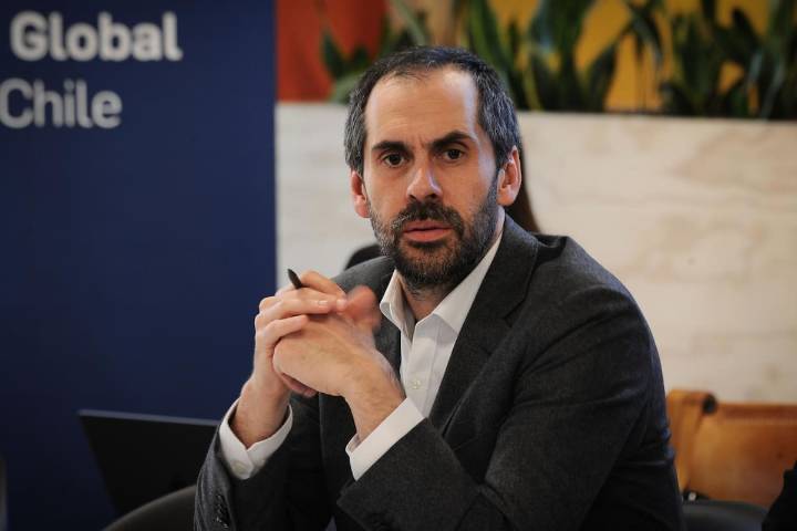 Ministro de Hacienda destaca nula variación de la inflación en agosto: “Vamos por buena ruta”
