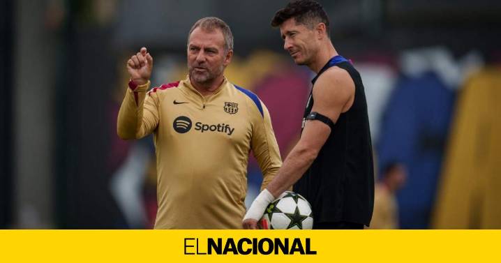 Flick se fija en el posible reemplazo de Lewandowski: le anotó un hat