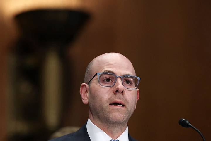 Senate Banking advances Miran nomination for Fed