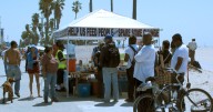 California lawmakers pass bill protecting residents’ right to give food, water to unhoused people