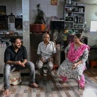 In India's Mumbai, the largest slum in Asia is for sale