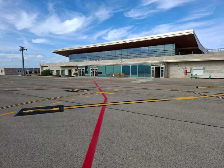 Acaban las obras de señalización del aeropuerto de Albacete