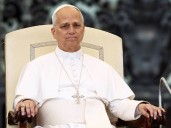 El papa descarta reformas en doctrina sobre mujeres y fieles LGBTQ+