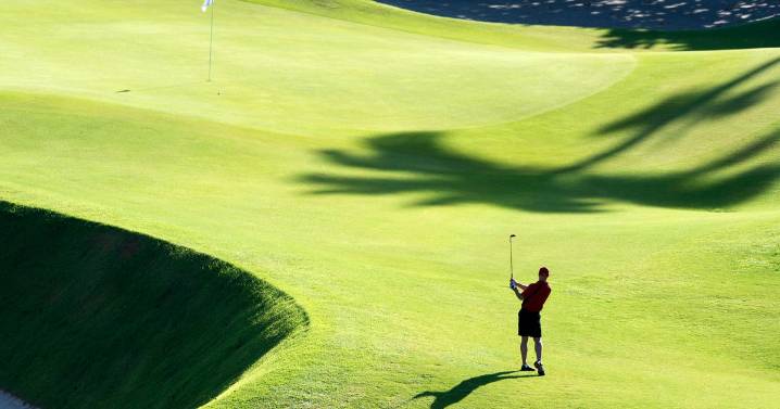 Twin brothers "who moonlighted as golf tee-time brokers" failed to report over $1.1 million to IRS, prosecutors say
