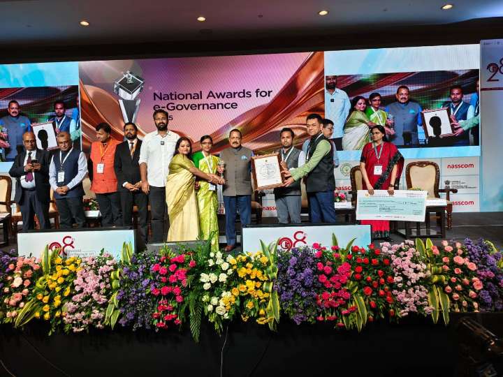 West Majlishpur GP Wins National Silver Award for e