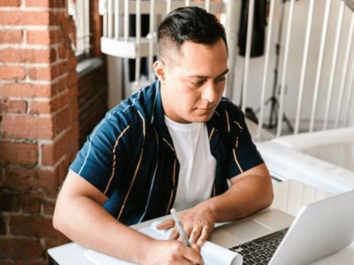 Icetex lanzó becas del 70% y 100% en maestrías online