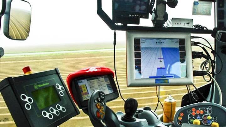 CLM incorpora 42 unidades de maquinaria agrícola moderna gracias al Plan Renove 2025