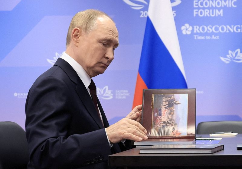 Russian government explores way to make ends meet as budget deadline looms
