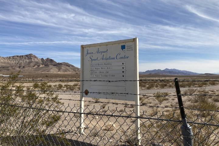 Skydiving crash in desert near Las Vegas blamed on parachute malfunction