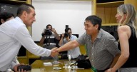 Estatales de Neuquén tienen fecha de paritarias para el 2026: cuándo convocará Rolando Figueroa