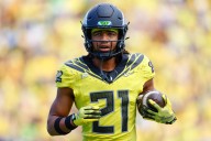 Oregon Ducks freshman cornerback embraces greater challenge against Oklahoma State