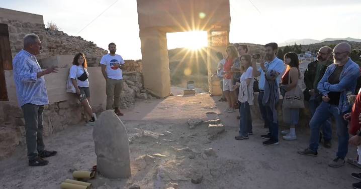 La Puerta del Sol de Puente Tablas de Jaén recrea el rito ibero del equinoccio de otoño