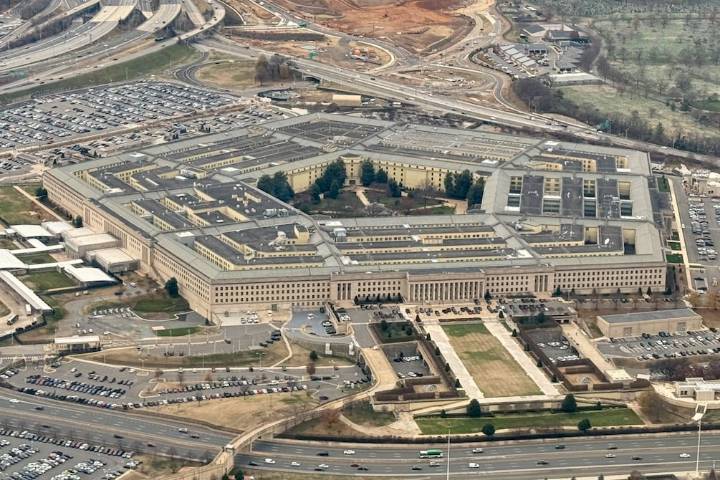 Donald Trump rebautiza el Pentágono como ‘Departamento de Guerra’ para lanzar un mensaje de fuerza