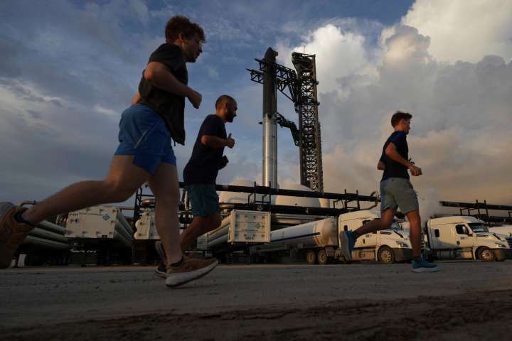 SpaceX proposes 21-acre expansion at Boca Chica Beach