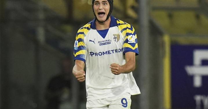 Parma wins at last for new coach Cuesta as Lazio put three past struggling Genoa