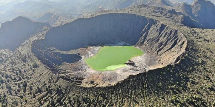 Ante histórico incremento de actividad en el volcán Chichonal marcan rutas de evacuación e instalan Puesto de Comando