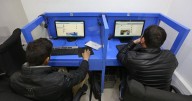 Líder talibán prohíbe conexión wifi en una provincia afgana para "prevenir la inmoralidad"