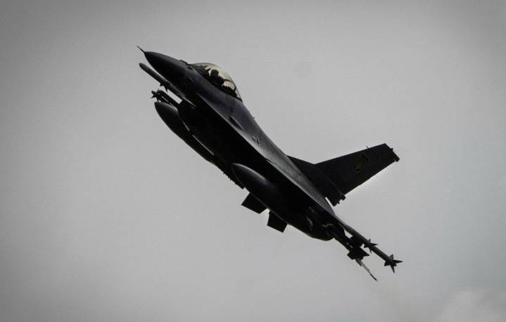 Aviones militares rusos vuelan cerca de Alaska por novena vez en el año