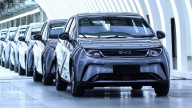 El auge de las marcas chinas frena la producción de coches en España