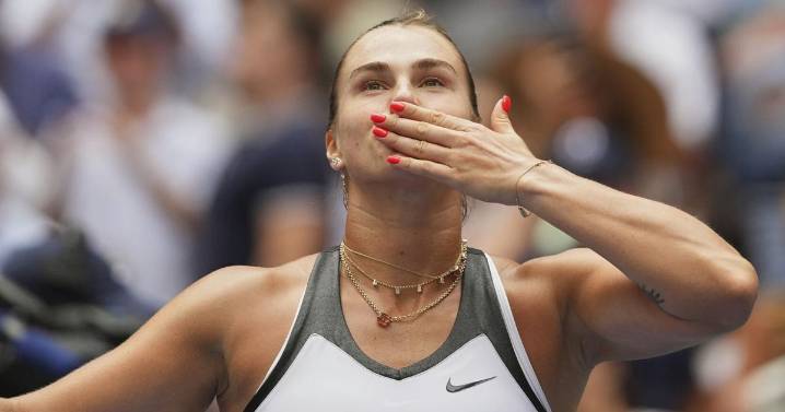 Some tennis stars opt for mid-season vacations to recharge