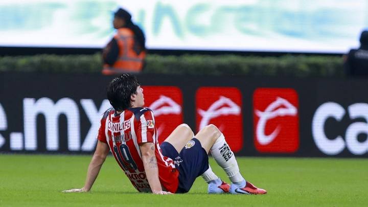 Toluca humilla a Chivas con goleada 0