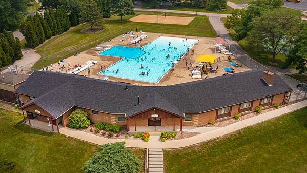 Pool referendum on hold while Dundee district does financial review