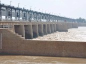 Sindh flood threat eases as river flows recede