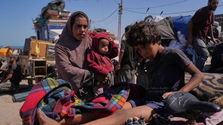 The Latest: Israeli army orders evacuation of a Gaza City hospital as world leaders gather at the UN