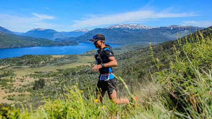 El trail sustentable del lago Lolog que deja su huella activa en los senderos y planta un árbol en zonas afectadas por incendios