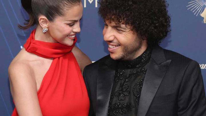 Selena Gomez And Benny Blanco Want Their Wedding Day To ‘Feel Relaxed And Meaningful’