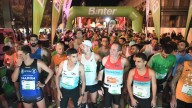 La carrera Binter Night Run ilumina la noche de Zaragoza