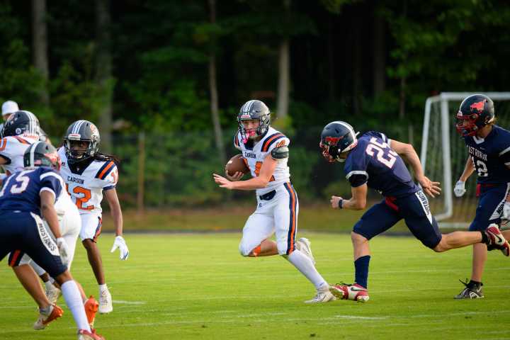 High school football: South, Wonders win JV games; East battles
