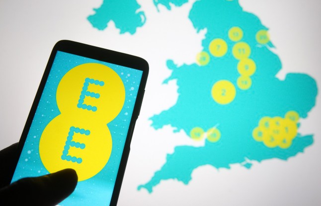 EE goes down with users reporting issues with data and accessing the internet
