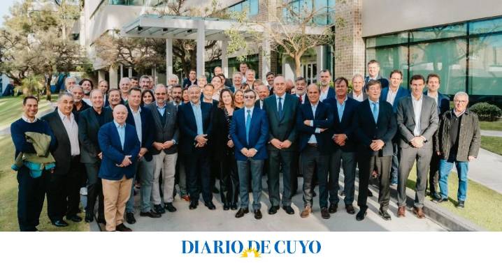 La UIA presentará el Decálogo del Nuevo Contrato Productivo en el Día de la Industria