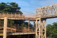 Desmantelan puente de la colonia Pedro Sainz de Baranda en Ciudad del Carmen