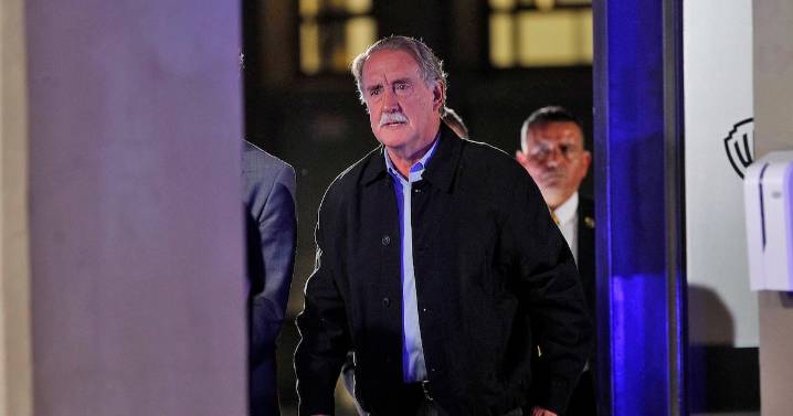 Artés sostiene dichos sobre Kast y advierte que un gobierno del republicano o de Kaiser “traería conflicto social”
