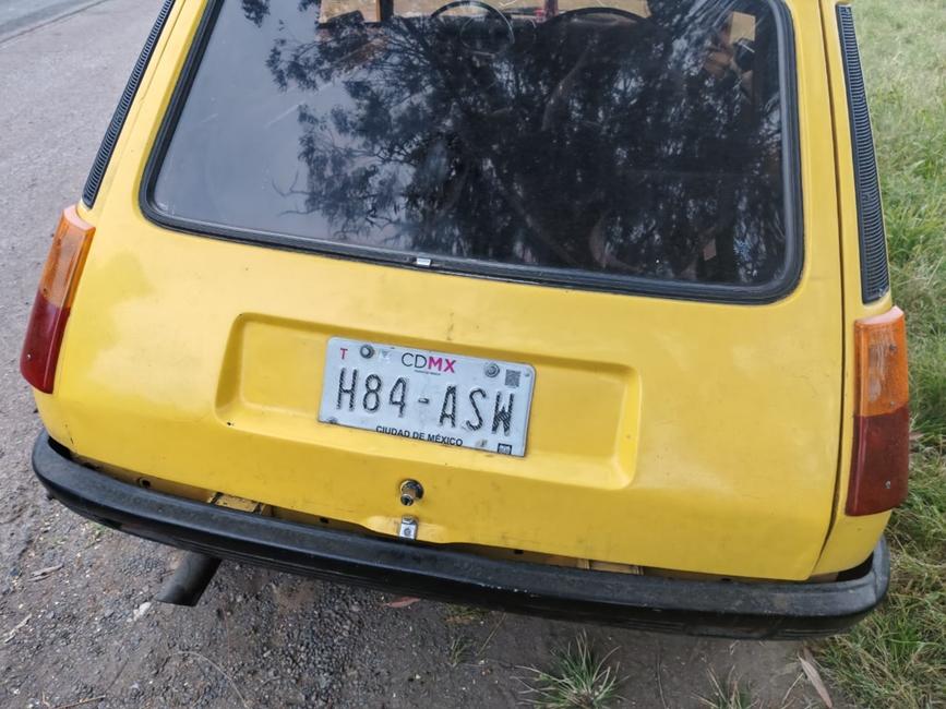 Policía Estatal asegura auto con placas falsas en Cumbres III